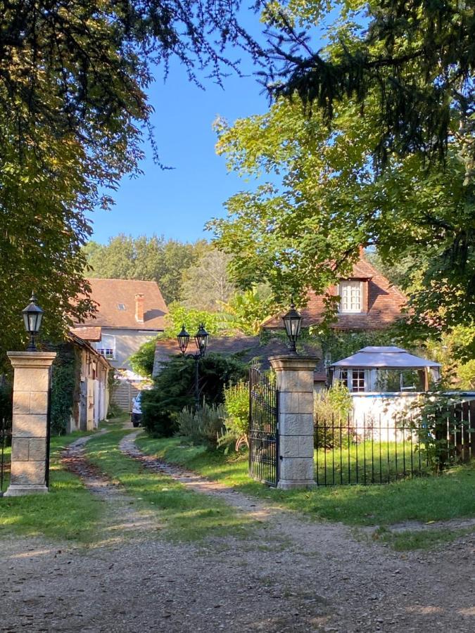 Domaine le Manoir, gîtes de charme et de caractère avec piscines privatisées Fossemagne Extérieur photo