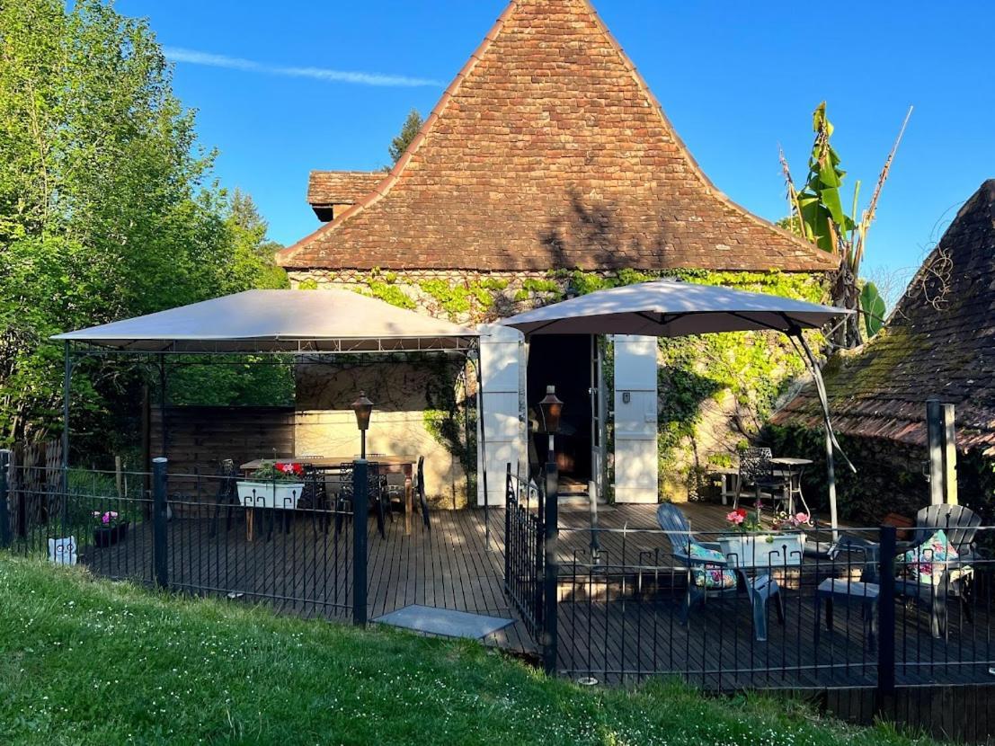 Domaine le Manoir, gîtes de charme et de caractère avec piscines privatisées Fossemagne Extérieur photo