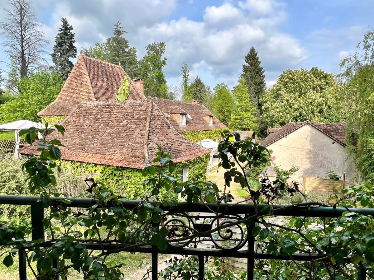 Domaine le Manoir, gîtes de charme et de caractère avec piscines privatisées Fossemagne Extérieur photo
