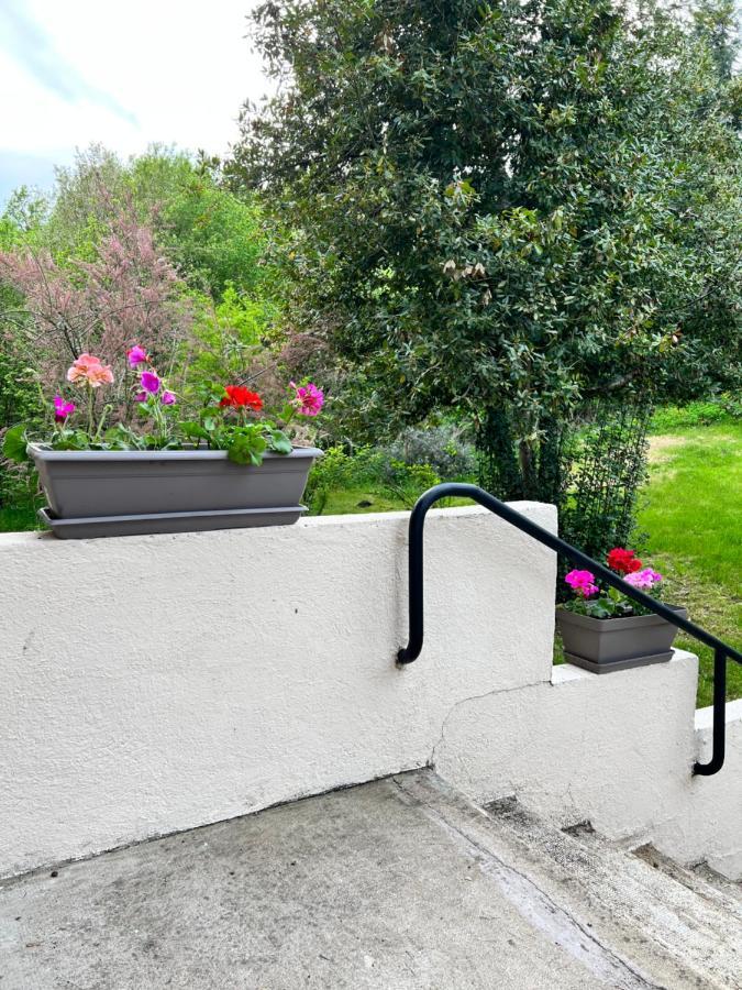 Domaine le Manoir, gîtes de charme et de caractère avec piscines privatisées Fossemagne Extérieur photo
