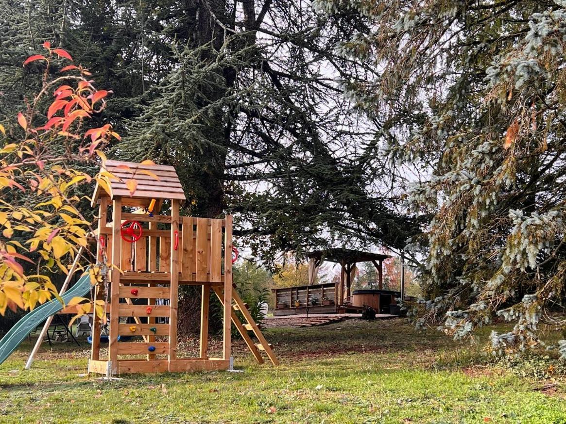 Domaine le Manoir, gîtes de charme et de caractère avec piscines privatisées Fossemagne Extérieur photo