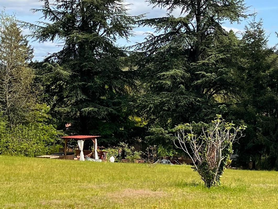 Domaine le Manoir, gîtes de charme et de caractère avec piscines privatisées Fossemagne Extérieur photo