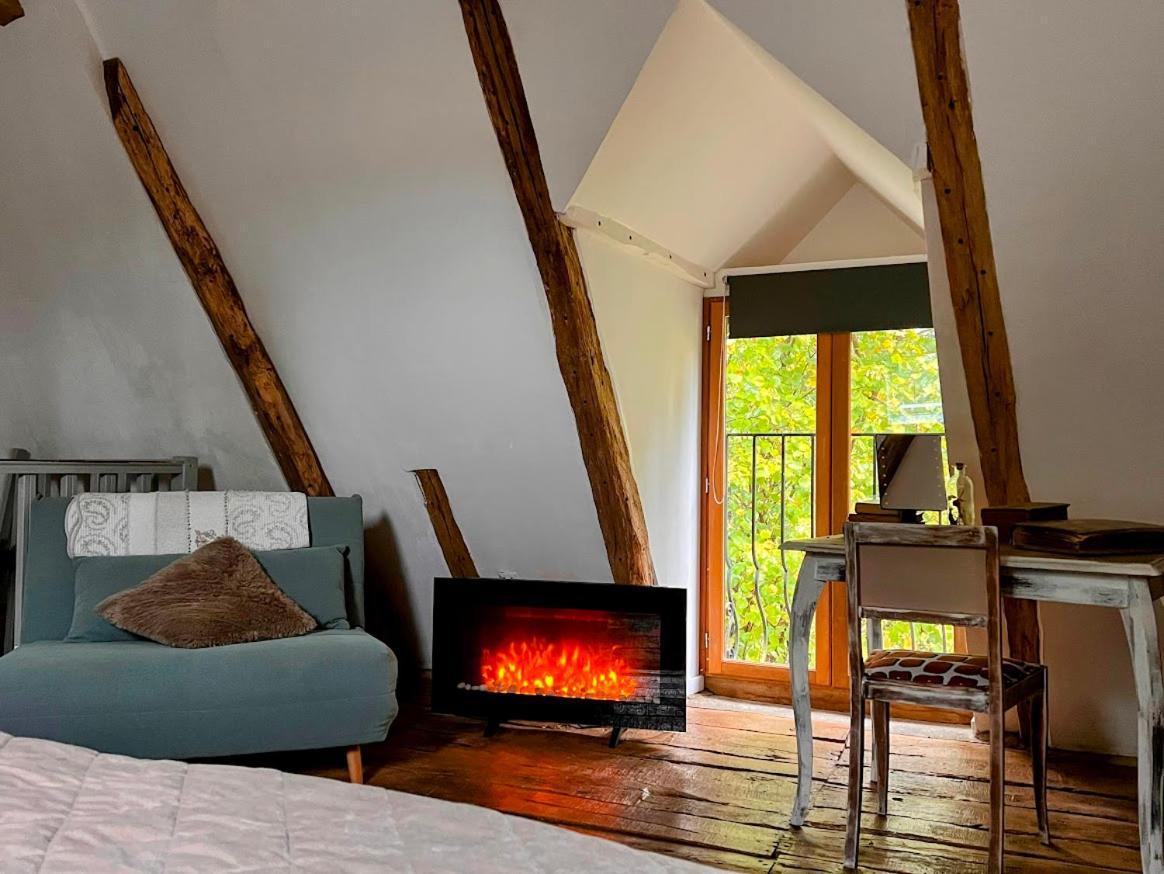 Domaine le Manoir, gîtes de charme et de caractère avec piscines privatisées Fossemagne Extérieur photo
